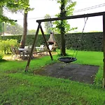 瓦宁公寓